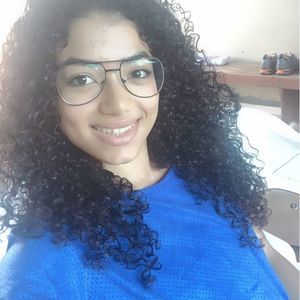 Meet your Posher, Camila